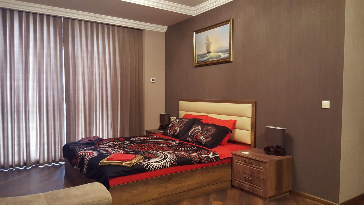 Mimino Apartment Deluxe First Line Batumi Exterior foto